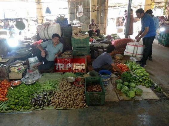 Vegetable prices remains high in Tripura, businessmen undergoing losses Vegetable prices remains high in Tripura, businessmen undergoing losses